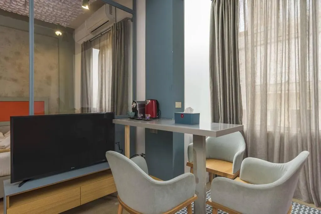 Strawberry 1-Br Toot Mar Mikhael Apartment Beirut