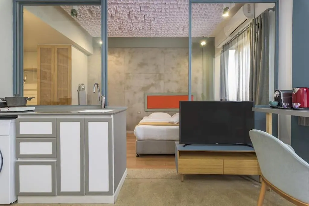 Strawberry 1-Br Toot Mar Mikhael Apartment Beirut