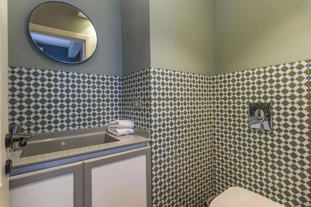 Strawberry 1-Br Toot Mar Mikhael Apartment Beirut 0*,  Lebanon